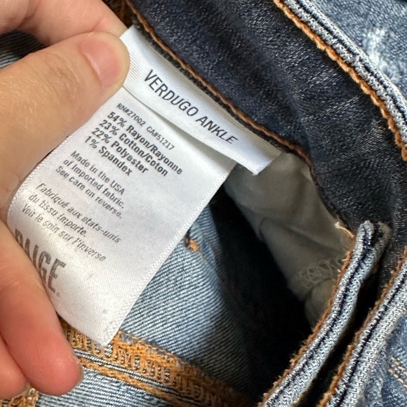 PAIGE: Distressed skinny jeans - Size 25 - Picture 6 of 7